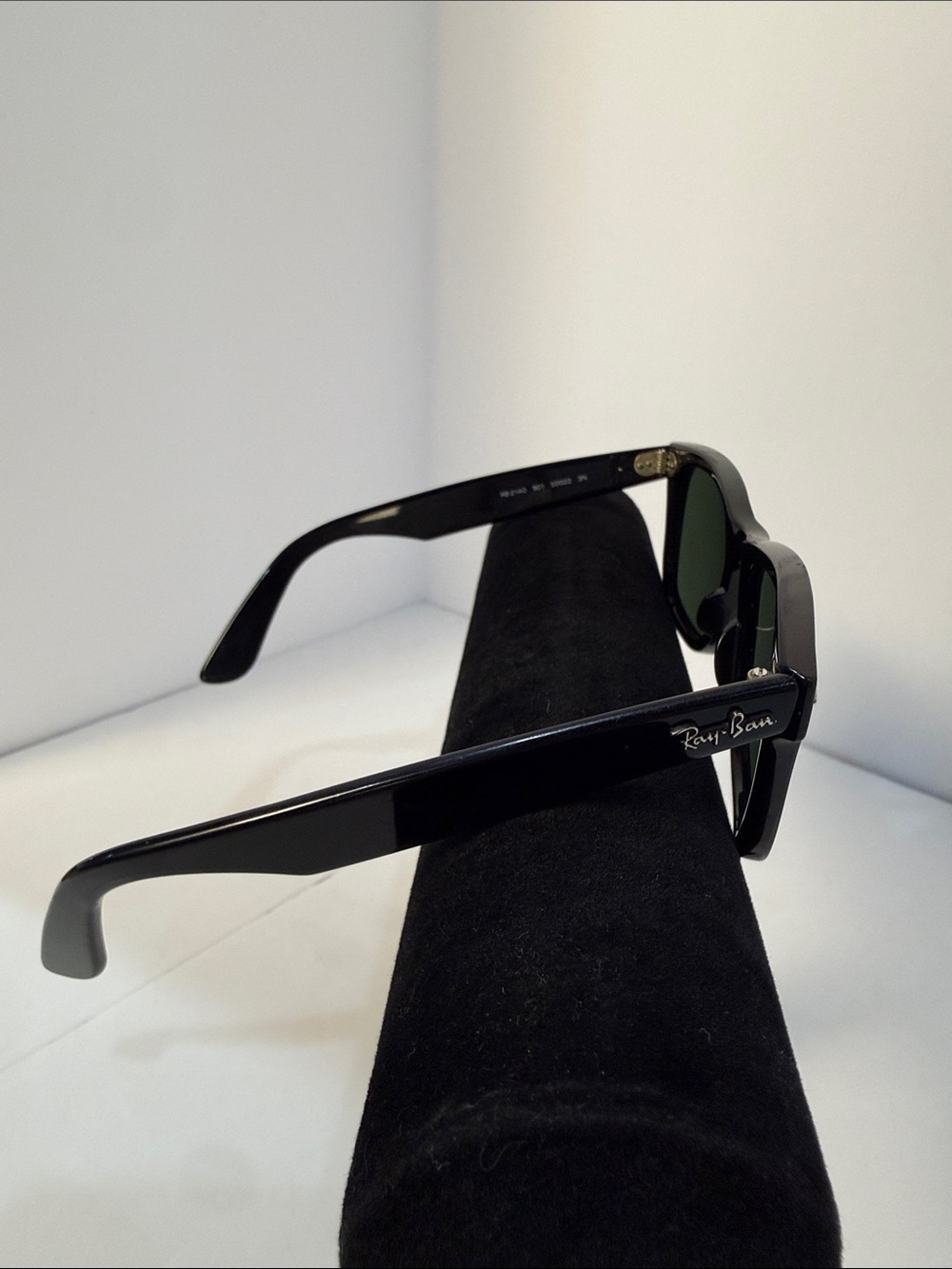 Vintage Ray-Ban Black Wayfarer Sunglasses with Green Lenses - Picture 13 of 16